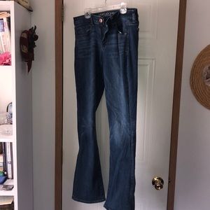 Size 8 skinny kick AE jeans